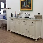 Ameli לינה וארוחת בוקר בארי