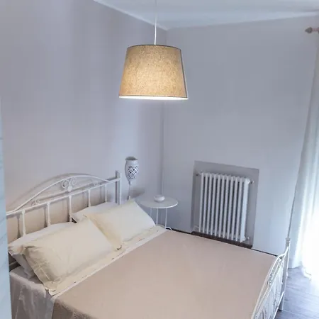 Ameli * Bari